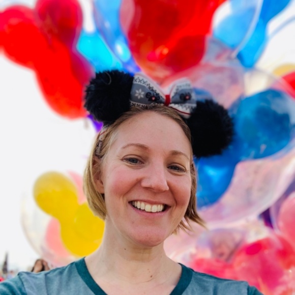 Meet your Posher, Katie - Picture 3 of 6